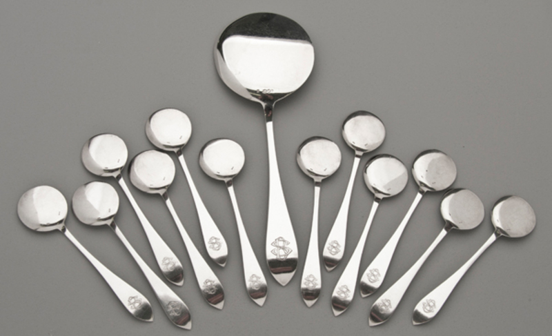 http://www.leopardantiques.com/object/image/download/3713/Dutch%20Silver%20Ice%20Cream%20Spoon%20Set%20-%2012%20Spoons%20and%20Serving%20Spoon_Dutch%20silver%20ice%20cream%20spoon%20set.Jpg