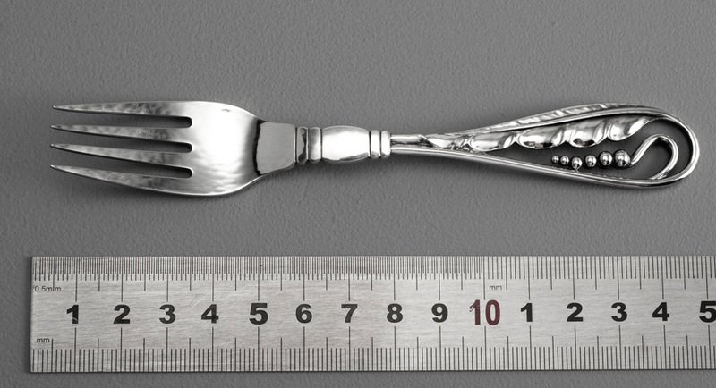 41 5 1/2” Georg Jensen Georg Jensen Denmark Antique Sterling Silver Pea Pod Spoon #No 