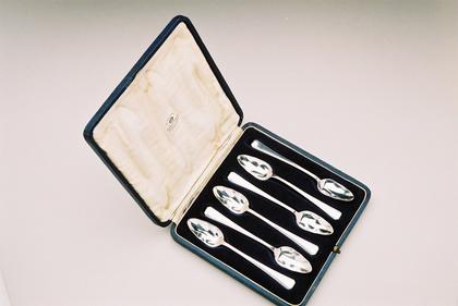 Silver Art Deco grape fruit spoons (6)