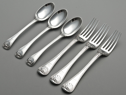 Rare Military Shell Pattern Flatware (3 Tableforks, 3 Dessertspoons) - Old English Military Thread & Shell