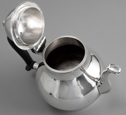 Queen Anne Replica Antique Silver Teapot - James Aitchison