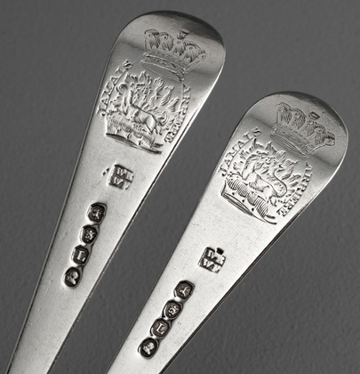 Georgian Silver Hanoverian Silver Tableforks (Pair) - Douglas Family Crest, Jamais Arriere