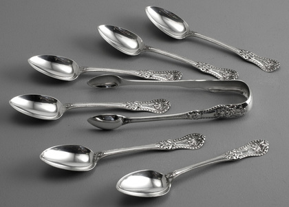 Rare Victorian Scottish Silver Grecian Pattern Variant - 6 Spoons and Matching Sugartongs - Robert Scott, Glasgow
