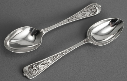 Victorian Silver Private Pattern Halberd Teaspoons (set of 6) and Sugartongs - Elkington - Tudor Men & Women