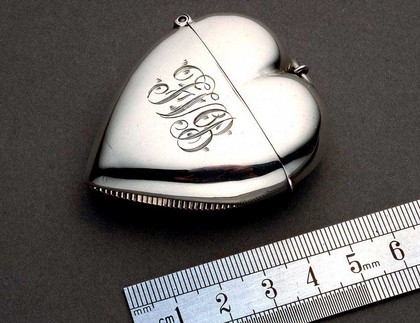 Silver Heart Vesta Case