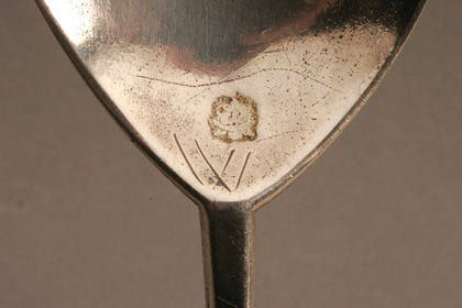 Elizabethan Seal Top Silver Spoon