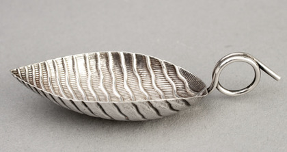 18th Century Naturalistic Veined Leaf Silver Caddy Spoon - Joseph Taylor